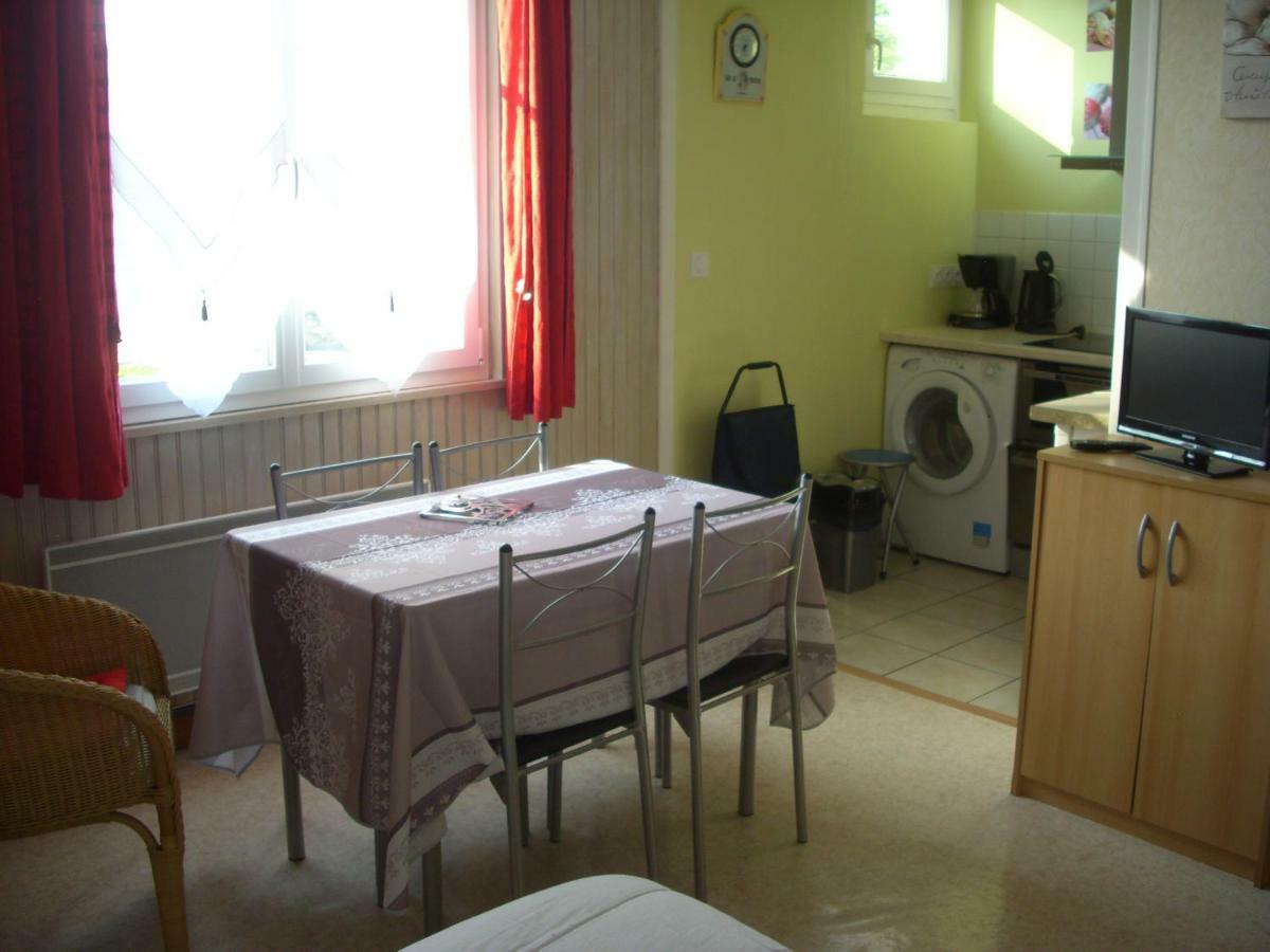 Residence Porqueroles Bagnoles de l'Orne Normandie Εξωτερικό φωτογραφία
